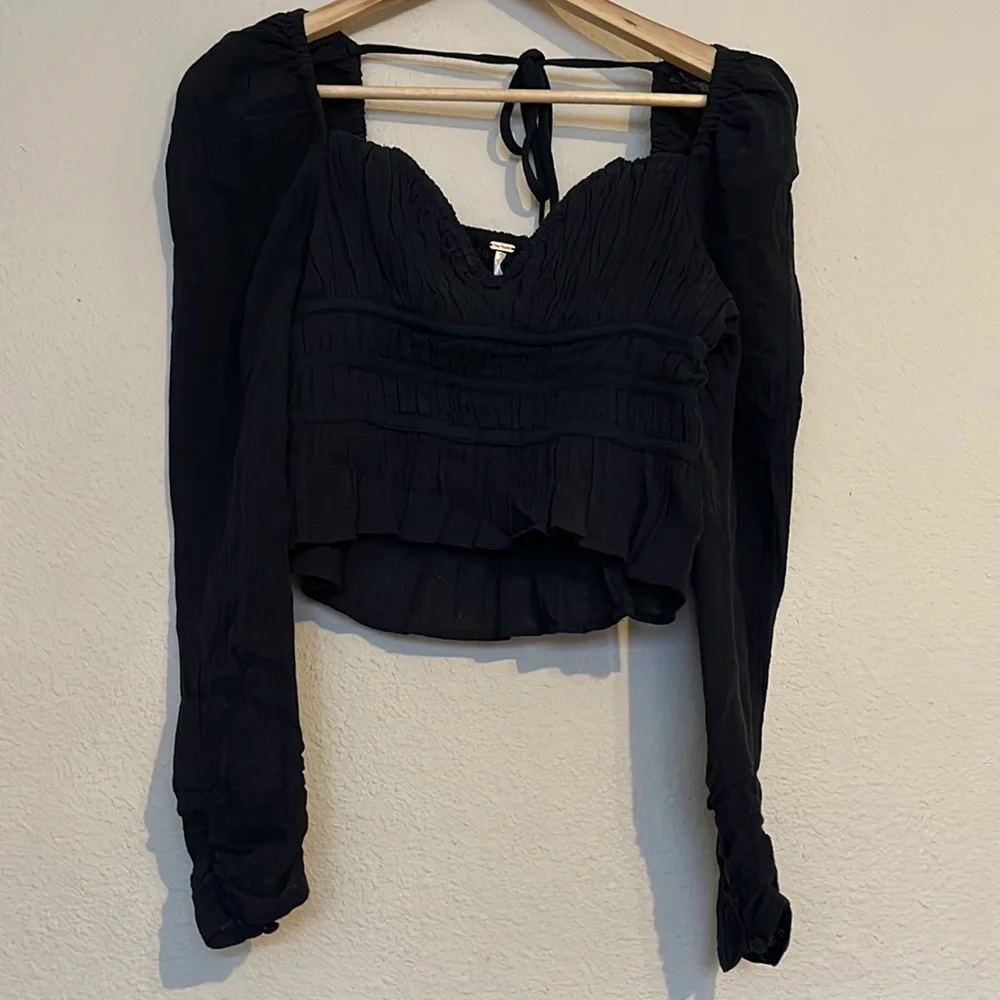 Free People Chloe Sweat heart Long‎ Sleeves Black Top